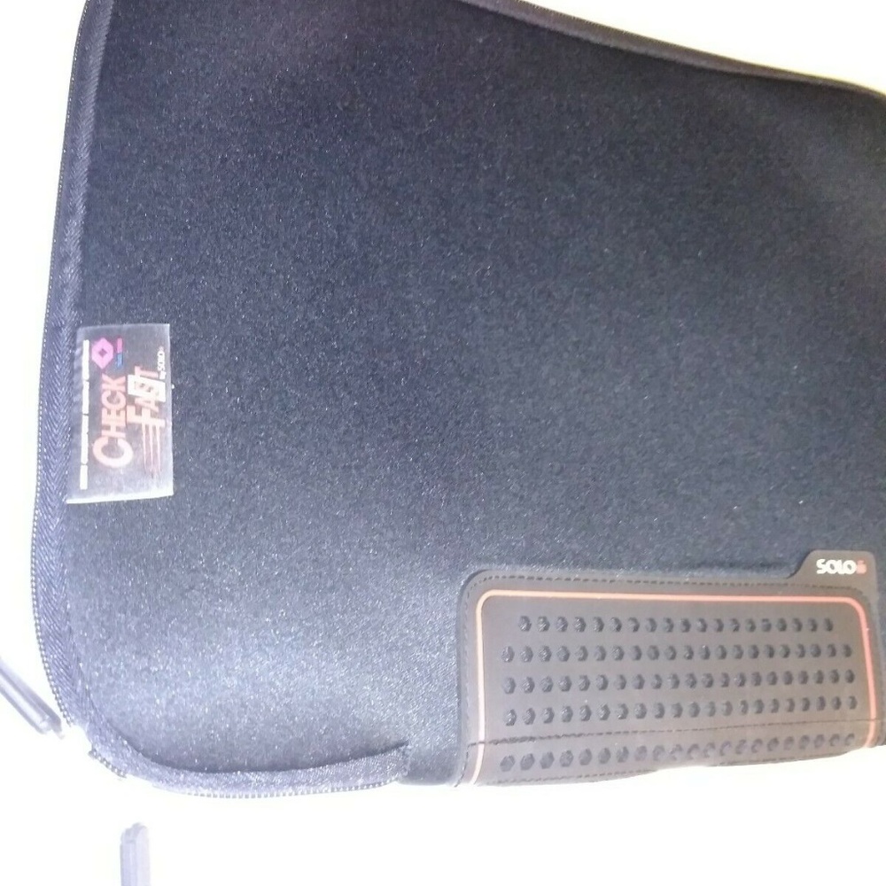 Black Laptop Computer Case - Picture 4 of 8